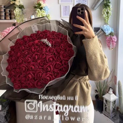 Букет 101 червени фоам рози